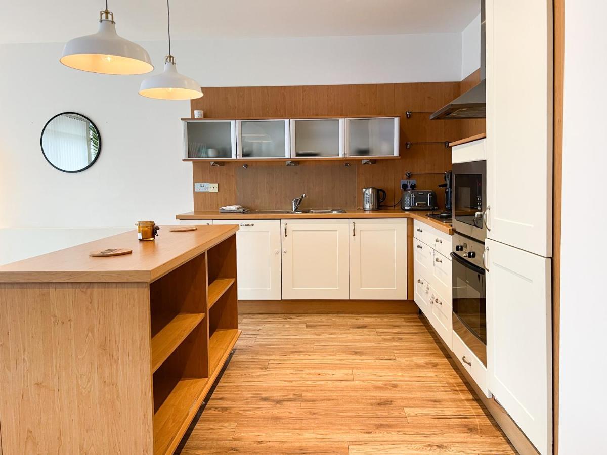 Lovely Two Bed Apartment In Finnieston กลาสโกว์ ภายนอก รูปภาพ